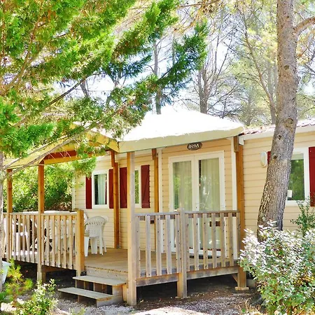 캠프장 Carazur Mobilhomes Fréjus